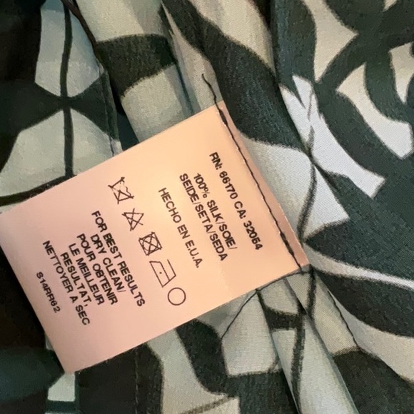 Anthropologie 100% Silk Peplum Tropical Leaf Peplum Ruffle Top XS - Picture 5 of 5